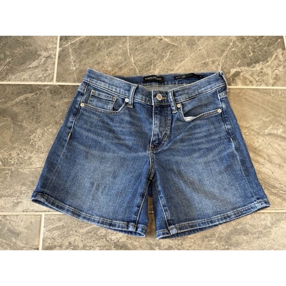 Banana Republic Women's Premium Denim 5" Shorts Size 25 Med Wash Mid Rise